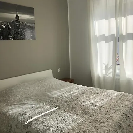 Apartament Pernavas Park & Bed