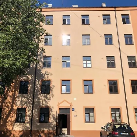 Apartman Pernavas Park & Bed